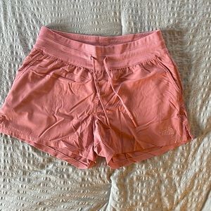 Women’s size S North Face casual shorts